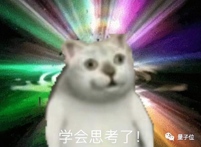 AI助手内卷加剧,但你的下一部手机何必是手机 | 模力时代