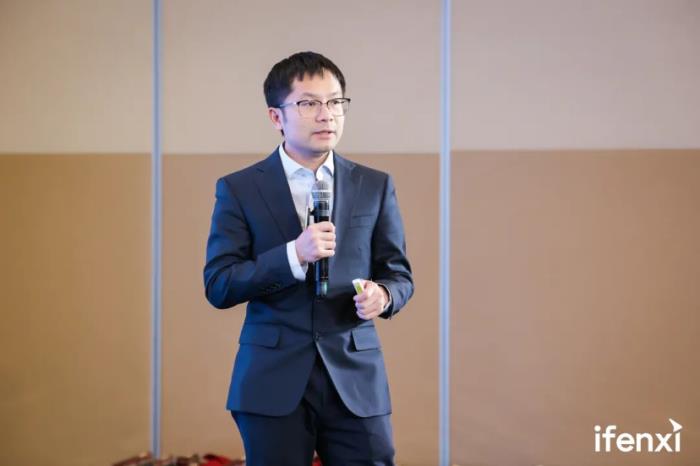 爱分析AI与大模型高峰论坛成功举办,探讨各场景新价值、新路径