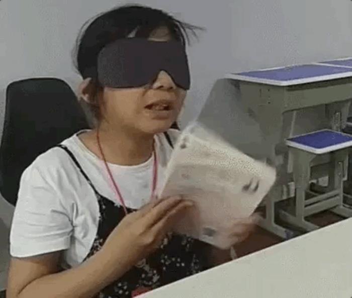 北京9岁小学生,已经用AI出书了!罗永浩围观:有事找不到我找AI