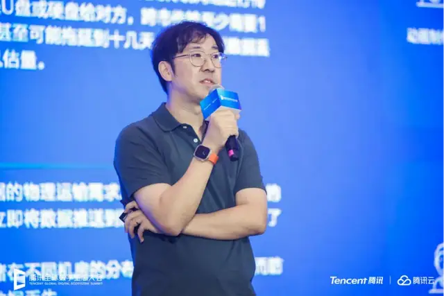 不炼大模型的互联网公司,趟出AI转型第一波经验