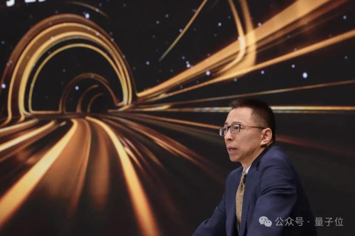 3小时输出27个知识点!张朝阳跨年演讲硬核解析生活中的量子力学