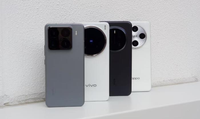 OV米荣大杯旗舰AI横评：基础功能全及格，荣耀OPPO更均衡