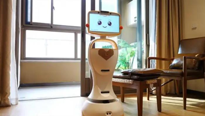 成都养老机器人上岗：安全监护 提供精神慰藉