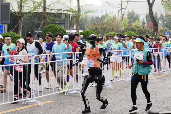 全球第一场机器人马拉松：到底意味着什么