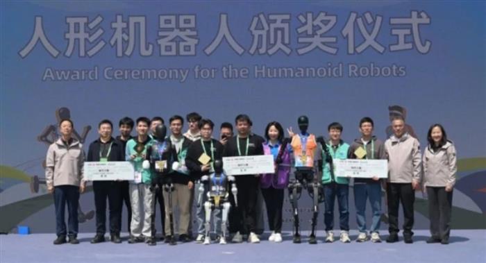 一场马拉松扒光了中国机器人的底裤 属实有点幽默了