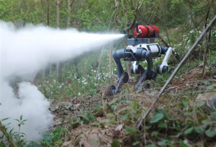专为复杂环境而生 云深处山猫M20中型轮足机器人发布：能爬能滚