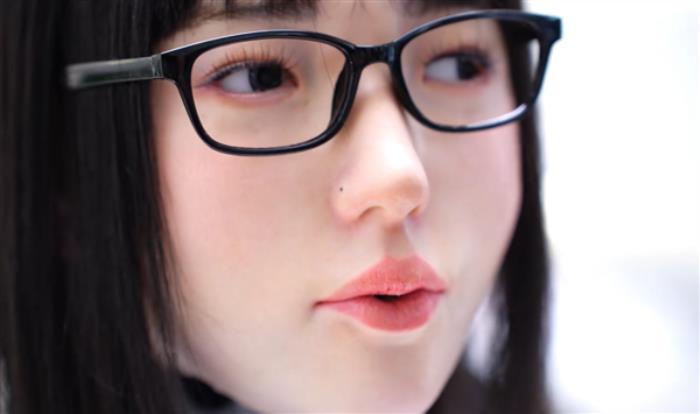 松延动力新一代女机器人面部表情逼真 近观太震撼